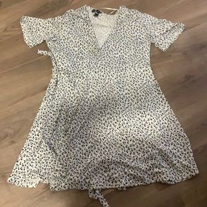 Brand new never used summer dress , size l